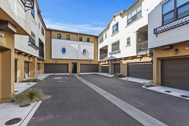 775 Santa Cecilia, Sunnyvale, CA 94085