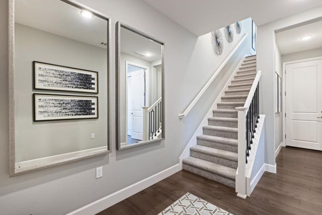 775 Santa Cecilia, Sunnyvale, CA 94085