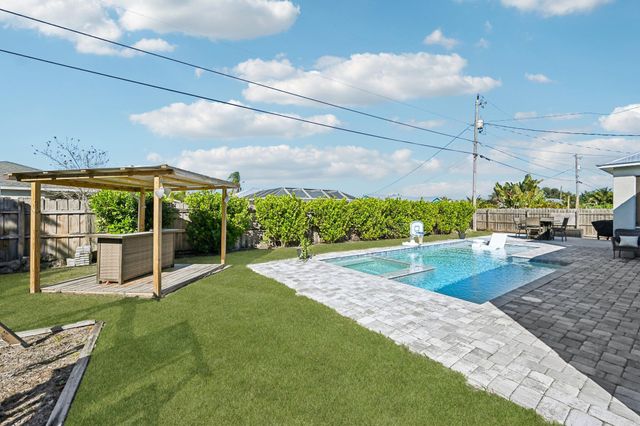 941 SW Mcelroy Avenue, Port St. Lucie, Port St Lucie, FL 34953