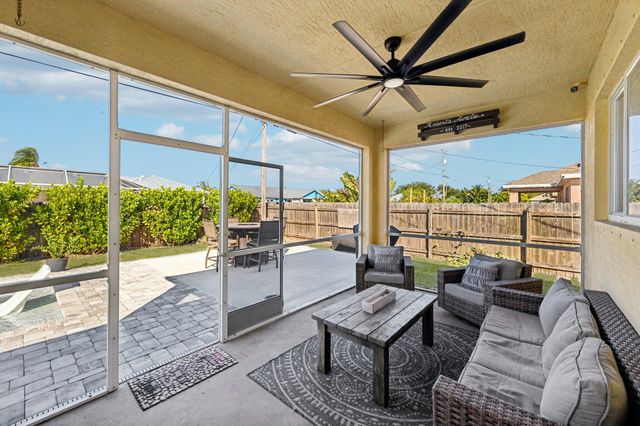 941 SW Mcelroy Avenue, Port St. Lucie, Port St Lucie, FL 34953