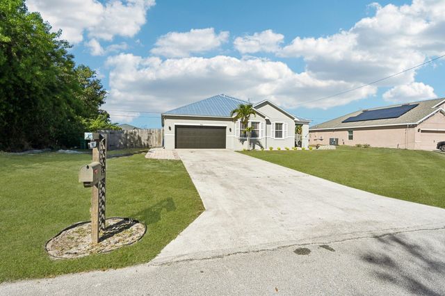 941 SW Mcelroy Avenue, Port St. Lucie, Port St Lucie, FL 34953