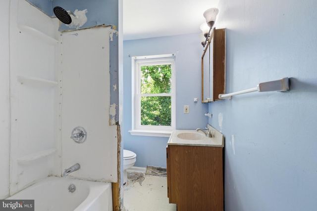 1838 SHALLCROSS AVE, Folcroft, PA 19032