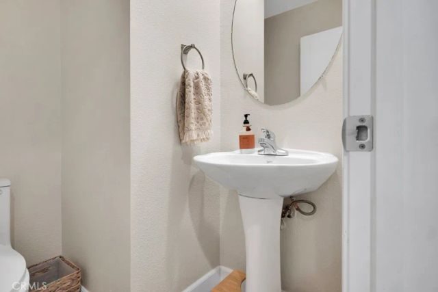 20022 Satsuma, Saugus, CA 91350