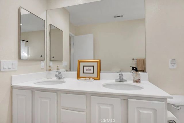 20022 Satsuma, Saugus, CA 91350