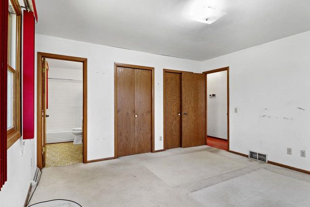 6014 Old Middleton Road, Madison, WI 53705