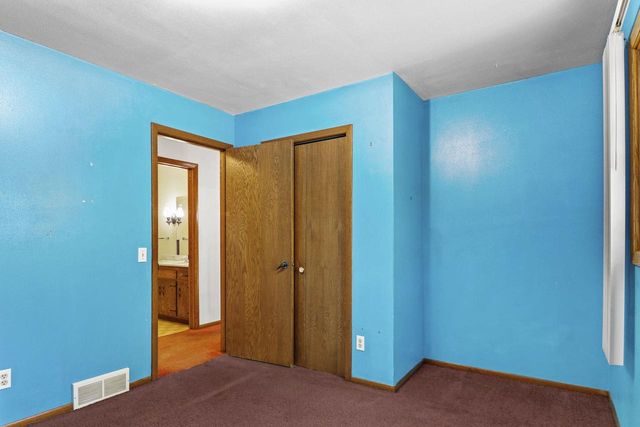 6014 Old Middleton Road, Madison, WI 53705