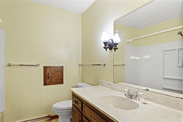 6014 Old Middleton Road, Madison, WI 53705