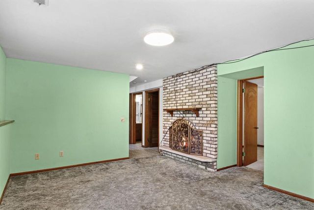 6014 Old Middleton Road, Madison, WI 53705