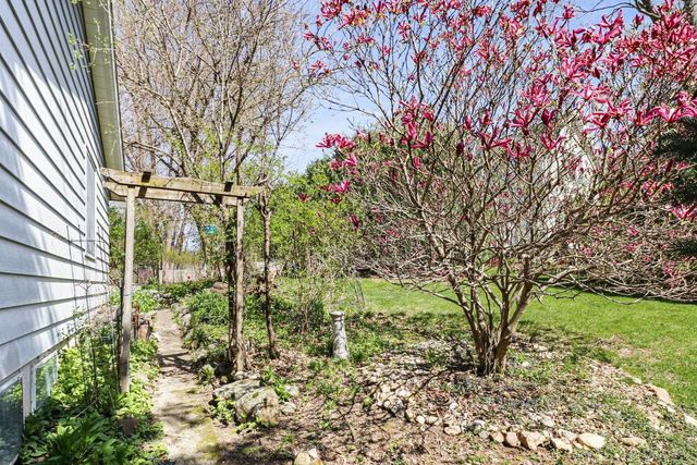 6014 Old Middleton Road, Madison, WI 53705