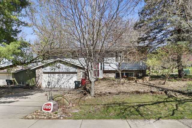 6014 Old Middleton Road, Madison, WI 53705