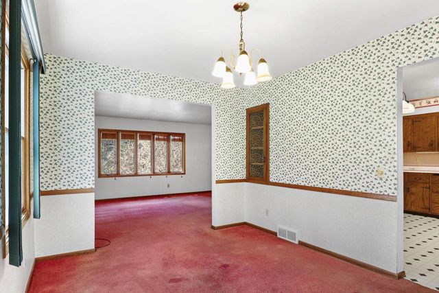 6014 Old Middleton Road, Madison, WI 53705