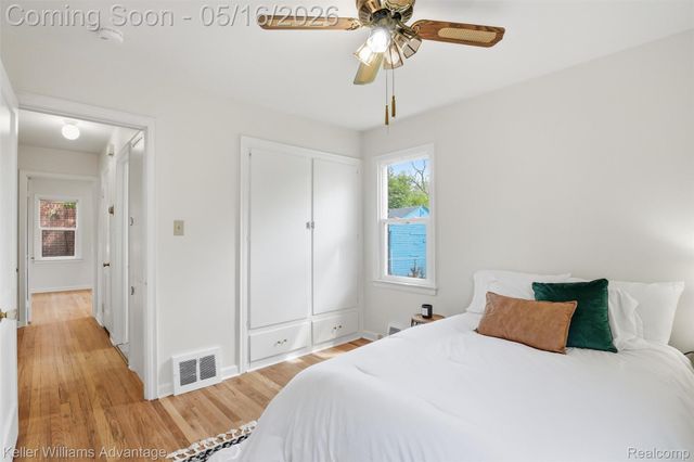 10040 Marion, Redford Charter Township, MI 48239