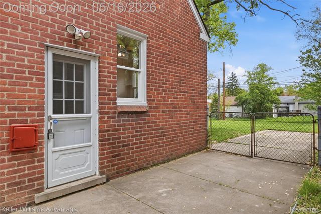 10040 Marion, Redford Charter Township, MI 48239