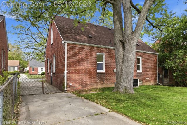 10040 Marion, Redford Charter Township, MI 48239