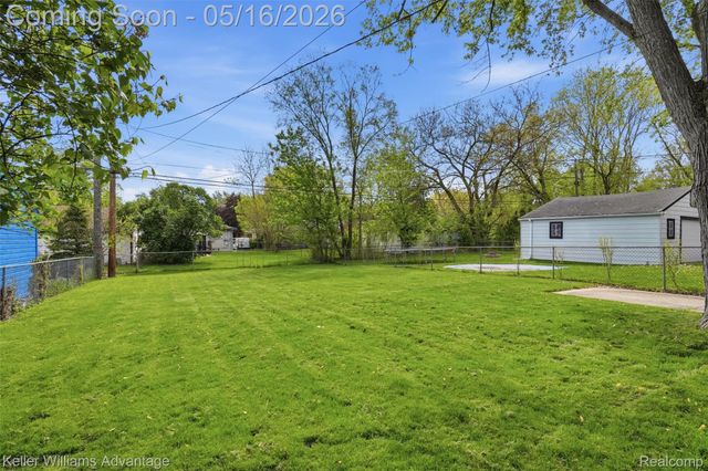 10040 Marion, Redford Charter Township, MI 48239
