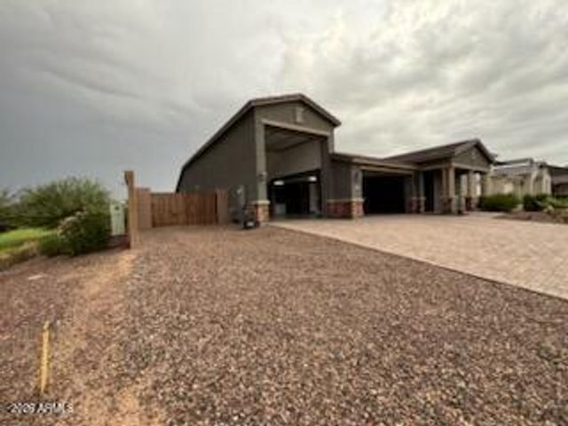 5232 W ROUNDHOUSE Road, Laveen, AZ 85339