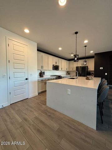 5232 W ROUNDHOUSE Road, Laveen, AZ 85339