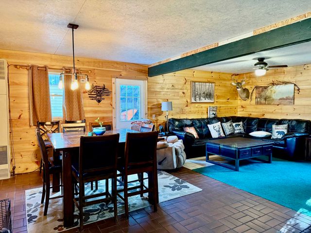 11164 N Merrillville Road, Eden Twp, MI 49644