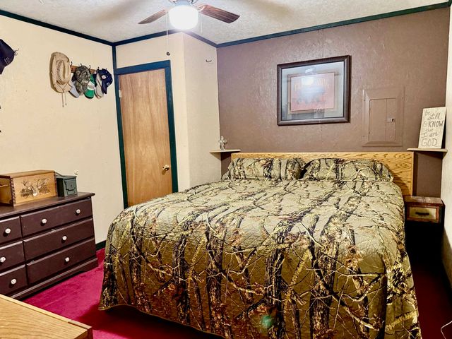 11164 N Merrillville Road, Eden Twp, MI 49644