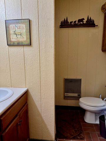 11164 N Merrillville Road, Eden Twp, MI 49644