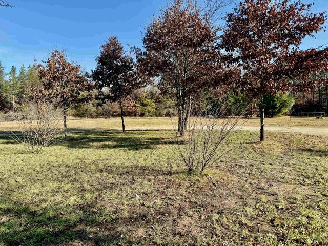 11164 N Merrillville Road, Eden Twp, MI 49644