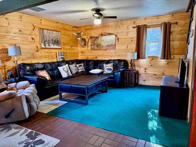 11164 N Merrillville Road, Eden Twp, MI 49644