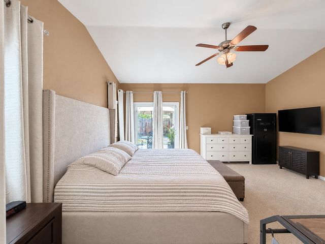 174 S Apricot Avenue, Fresno, CA 93727