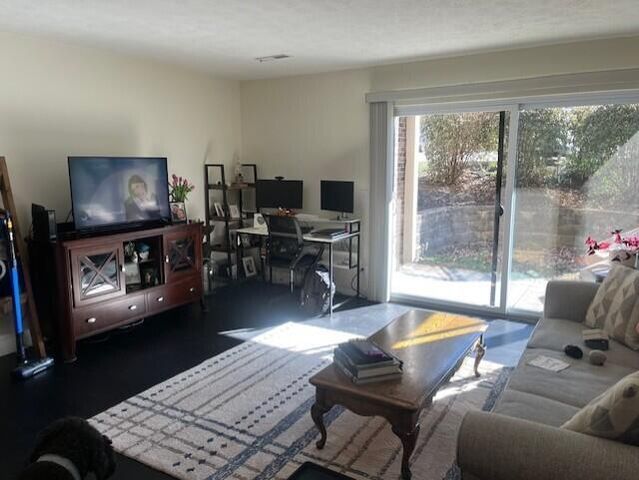 42 Woodland Hills Drive, 1, Southgate, KY 41071