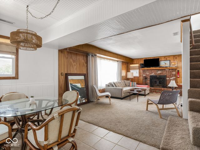 8691 S Slevins Drive, Nineveh, IN 46164