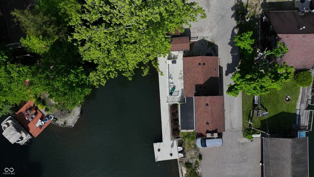 8691 S Slevins Drive, Nineveh, IN 46164