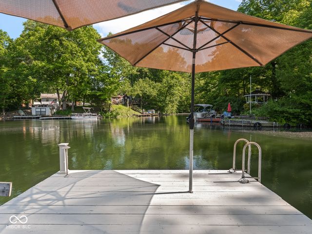8691 S Slevins Drive, Nineveh, IN 46164