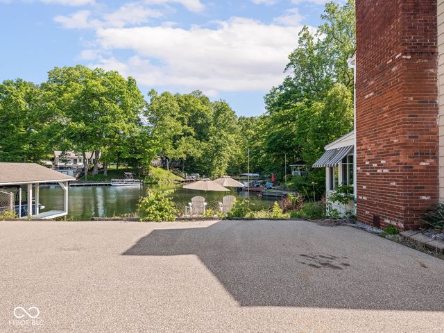 8691 S Slevins Drive, Nineveh, IN 46164