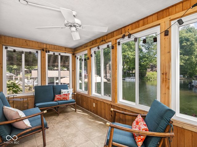 8691 S Slevins Drive, Nineveh, IN 46164