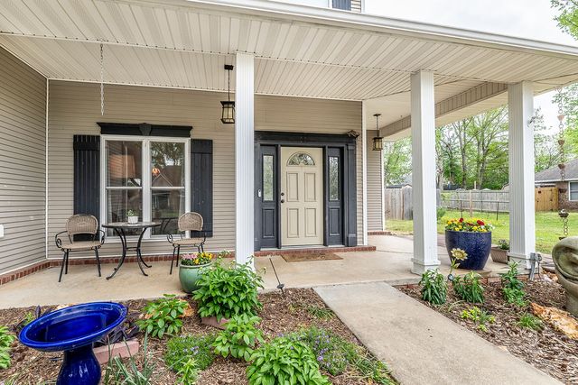 1111 Flamingo Road, Rogers, AR 72756
