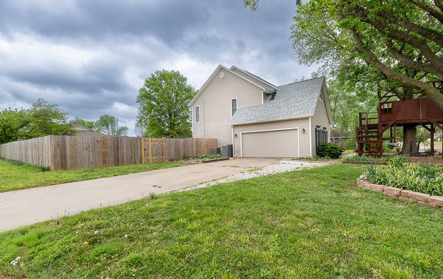 1111 Flamingo Road, Rogers, AR 72756