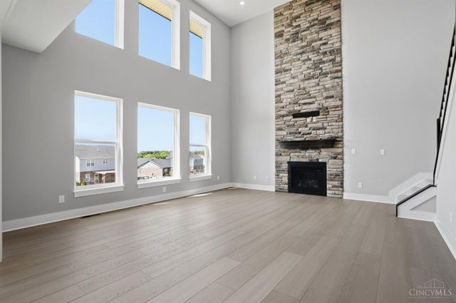 393 David Lee Court, Monroe, OH 45050