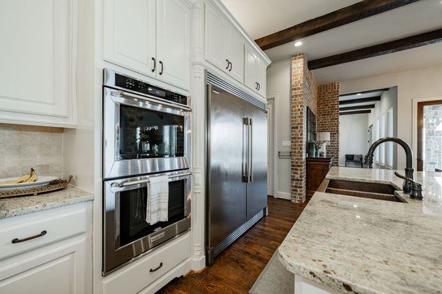 1 London Court, Heath, TX 75032