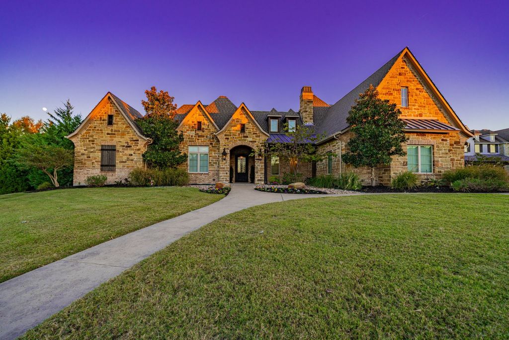 1 London Court, Heath, TX 75032