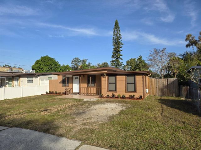 4821 72ND AVENUE N, Pinellas Park, FL 33781