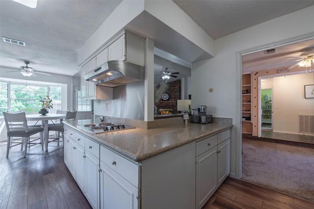 16111 La Cabana Drive, Houston, TX 77062