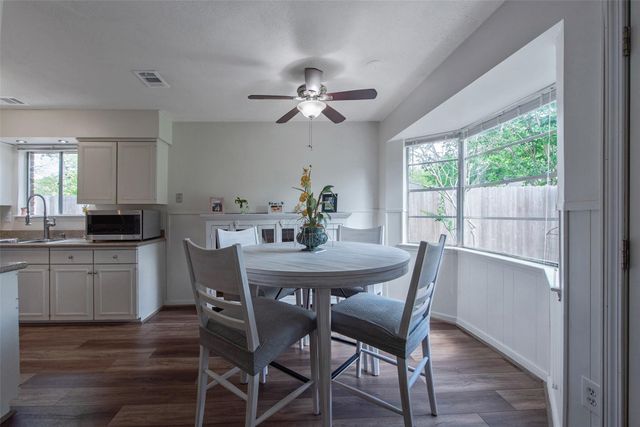 16111 La Cabana Drive, Houston, TX 77062