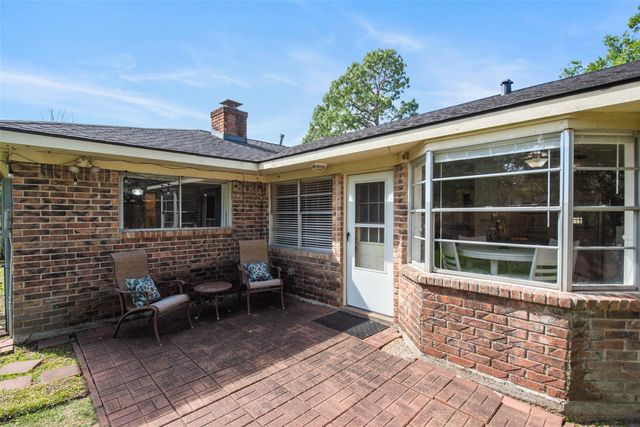 16111 La Cabana Drive, Houston, TX 77062