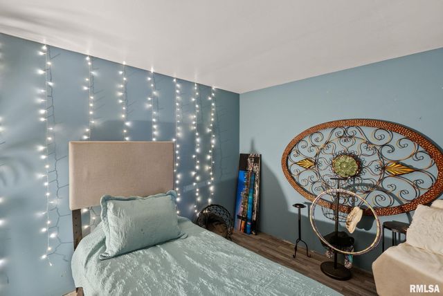 4661 HITCHING POST Court, Davenport, IA 52804