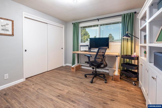 5440 Val View Dr SE, Turner, OR 97392