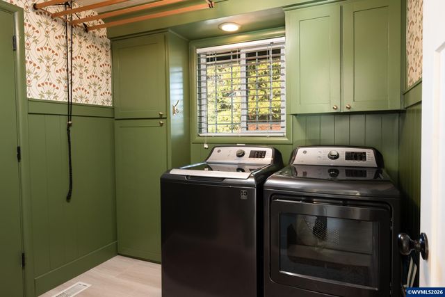 5440 Val View Dr SE, Turner, OR 97392
