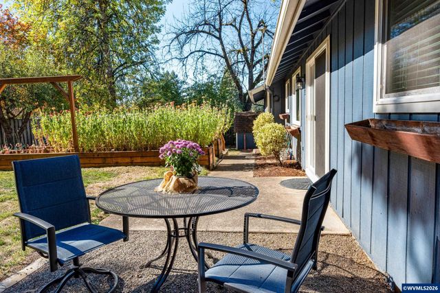 5440 Val View Dr SE, Turner, OR 97392