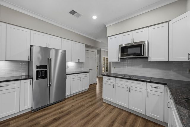 2903 Crystal Falls Drive, Kingwood, TX 77345