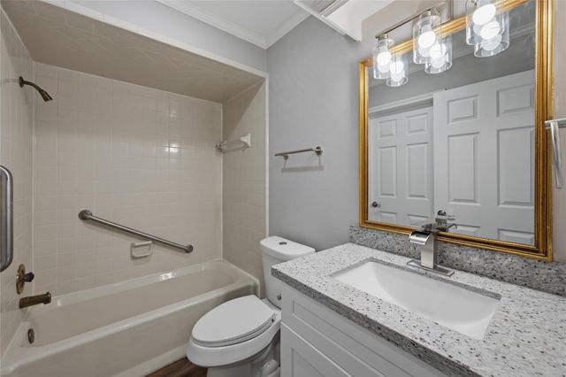 2903 Crystal Falls Drive, Kingwood, TX 77345