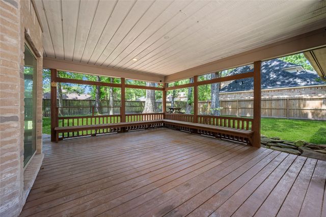 2903 Crystal Falls Drive, Kingwood, TX 77345