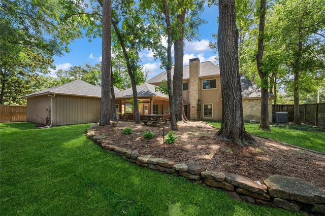 2903 Crystal Falls Drive, Kingwood, TX 77345